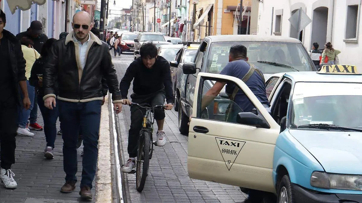 En las calles de Cholula no hay respeto para los ciclistas